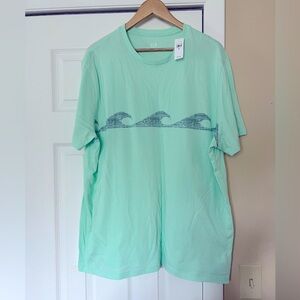 Men Gap NWT t-shirt XL light green